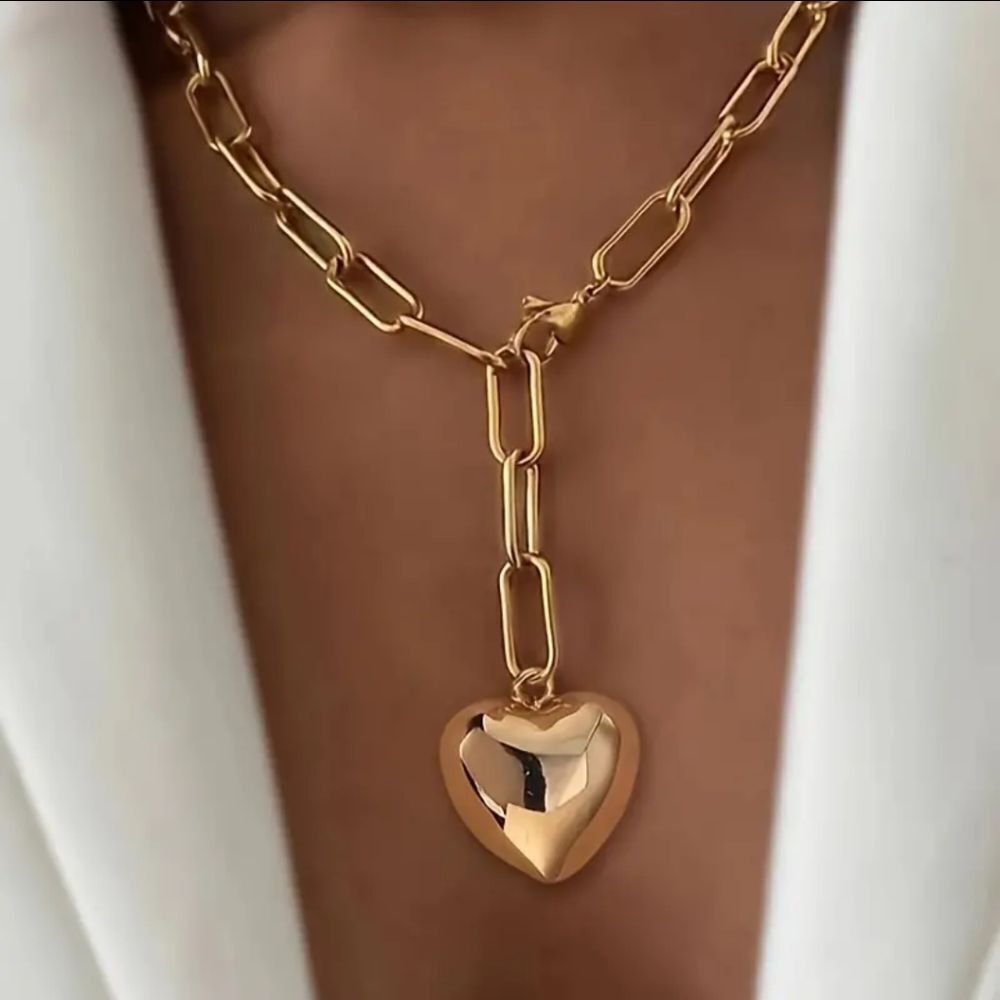 🆕❤️ Elegant Heart Shaped 18kt Gold Overlay "Y" Necklace